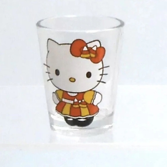 Hello Kitty Shot Glass Set Halloween - Picture 4 of 6